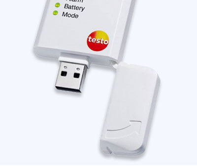 TES05721843 USB-Anschluss